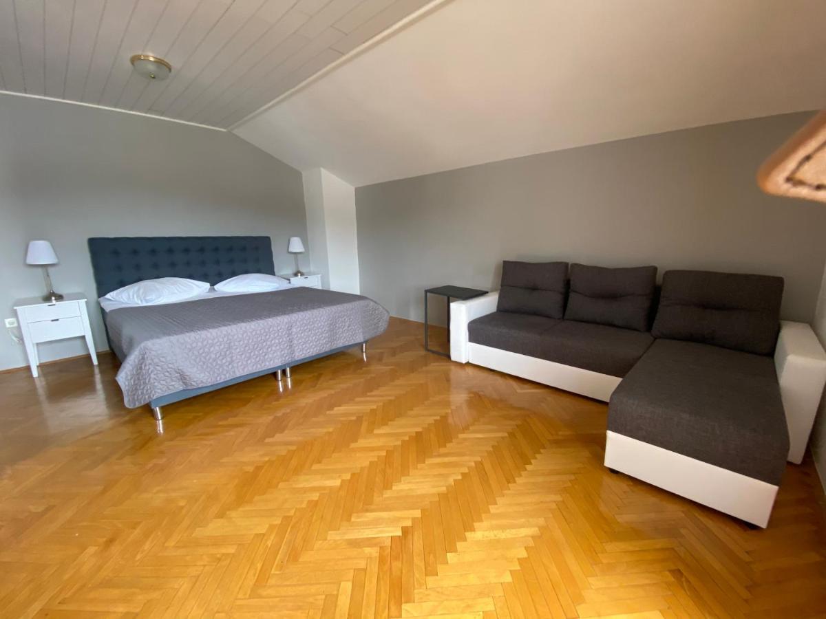 Apartements And Rooms Next To The Sea - Belveder Rab Supetarska Draga Extérieur photo