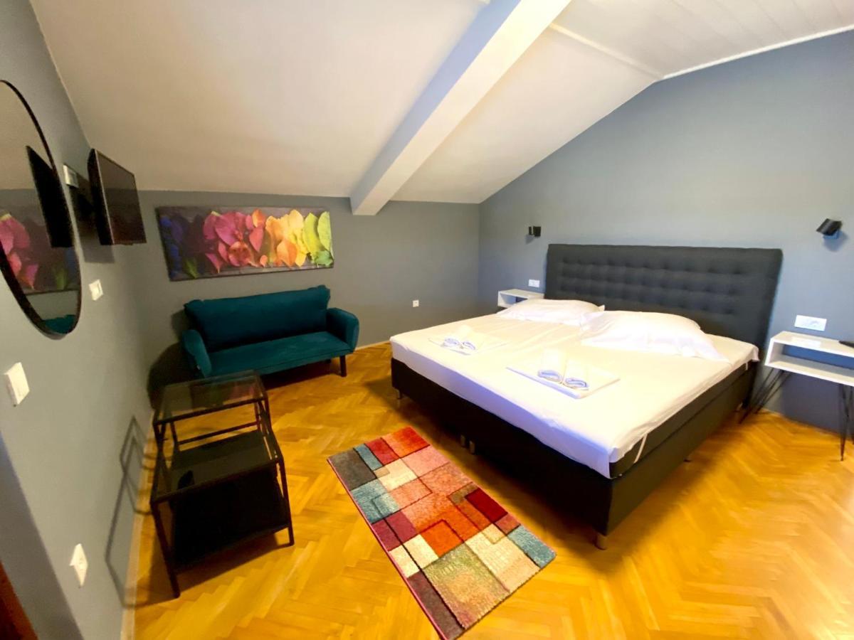Apartements And Rooms Next To The Sea - Belveder Rab Supetarska Draga Extérieur photo