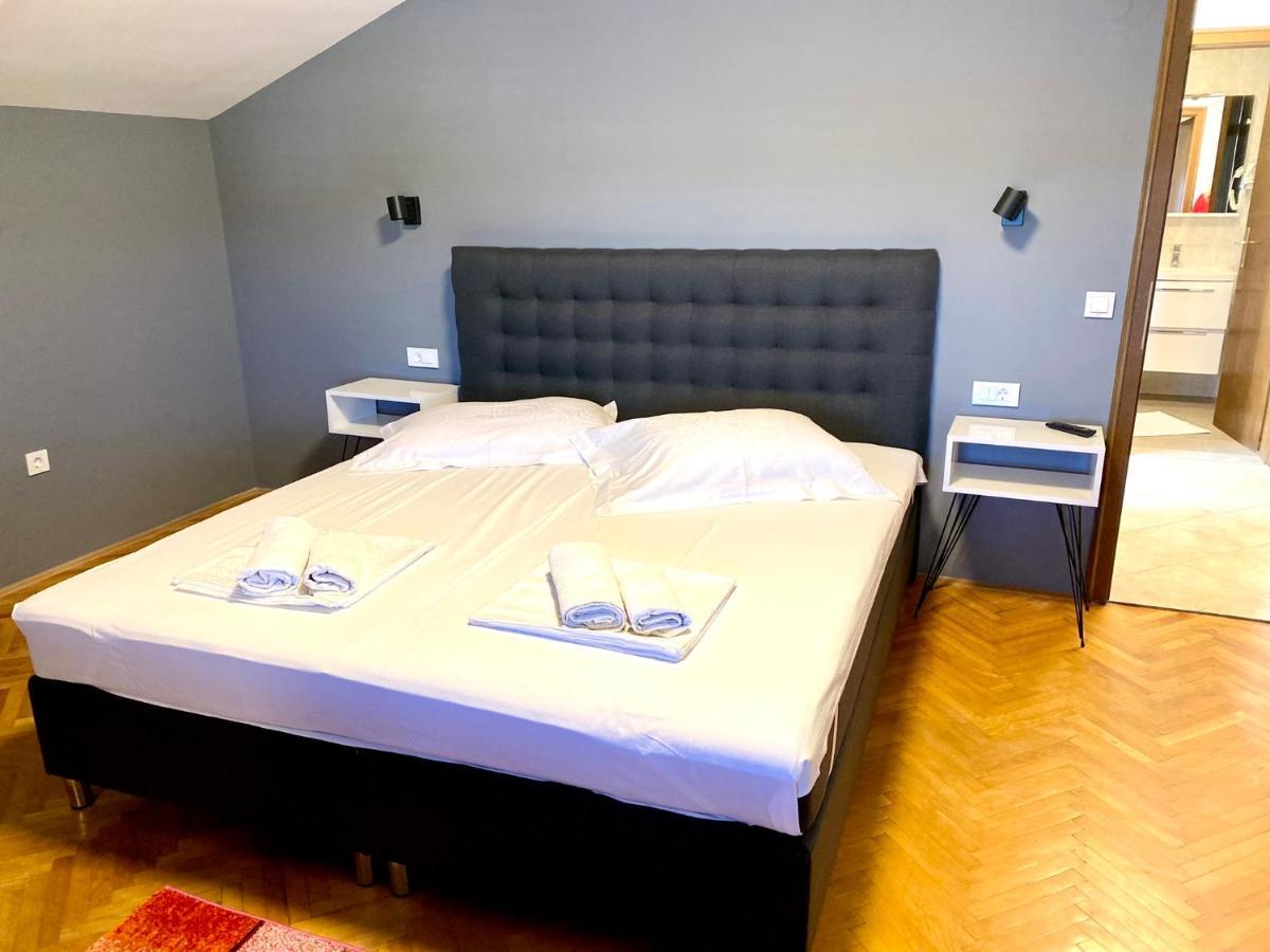 Apartements And Rooms Next To The Sea - Belveder Rab Supetarska Draga Extérieur photo