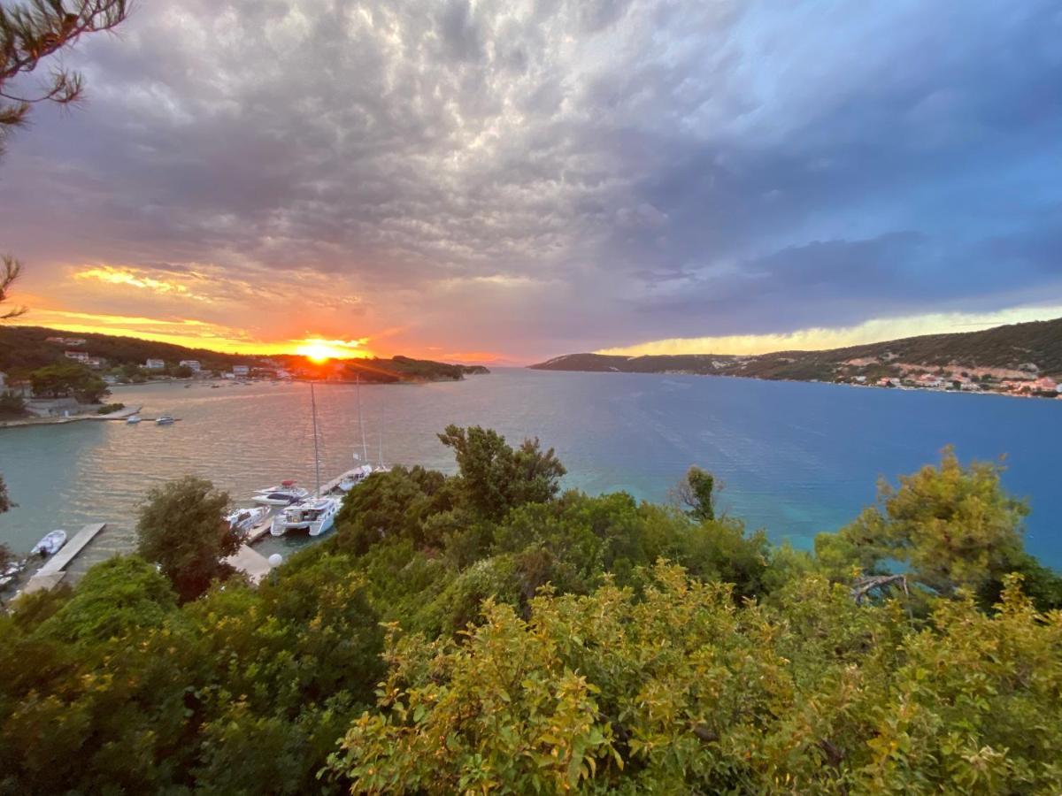 Apartements And Rooms Next To The Sea - Belveder Rab Supetarska Draga Extérieur photo