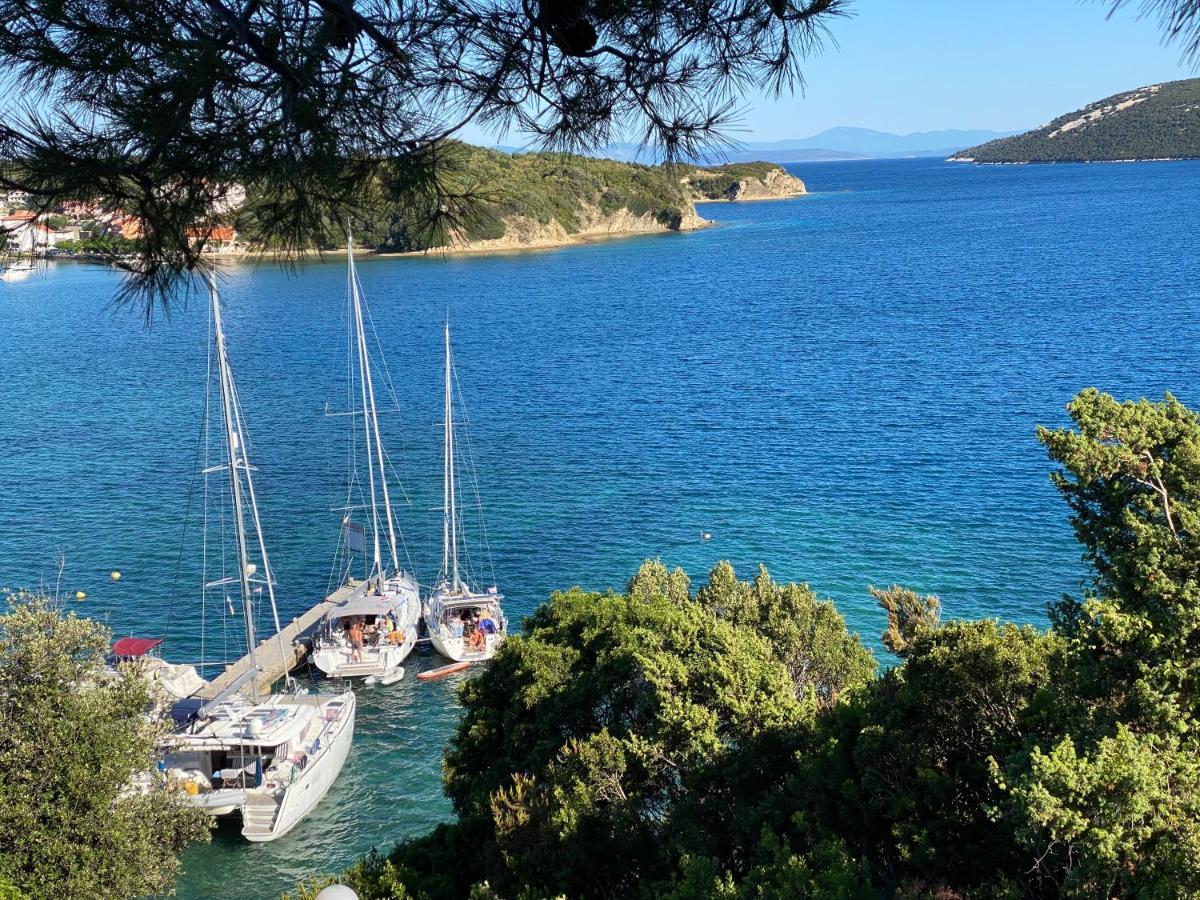 Apartements And Rooms Next To The Sea - Belveder Rab Supetarska Draga Extérieur photo